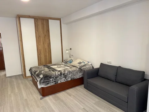 Alquiler de estudio en Calle de Martín de los Heros, 3 - Foto 3