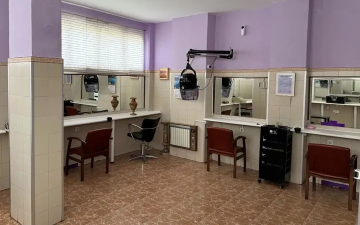 Local comercial en  Calle de Andorra 3 - Foto 8