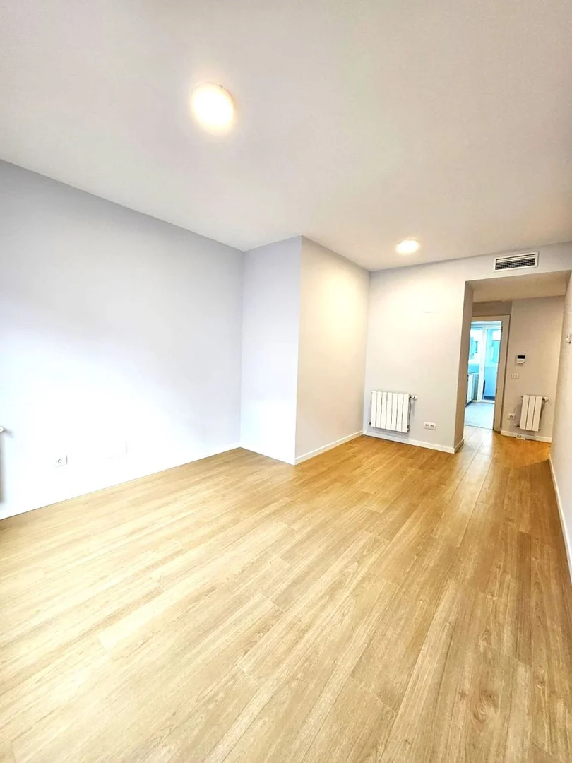 Piso en calle del Estrecho de Gibraltar, 5 - Foto 1