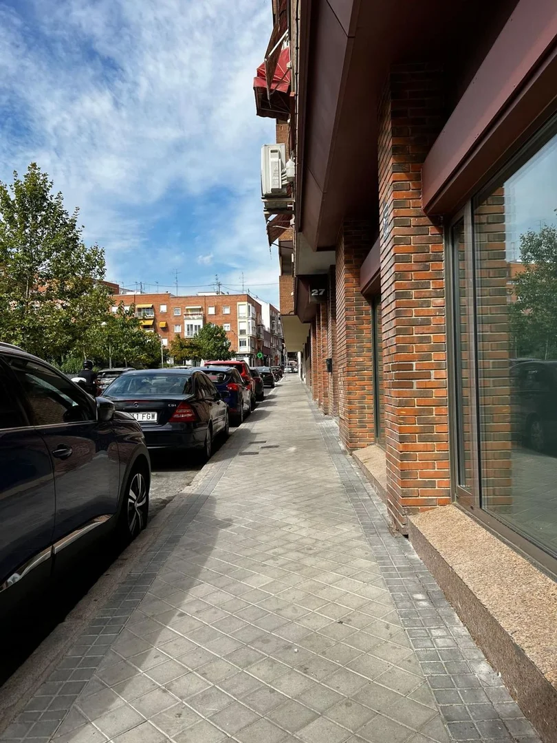 Estudio en calle de Huesca, 27 - Foto 4