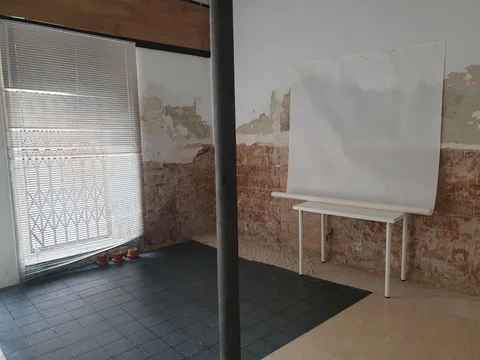 Local comercial en  Carrer de la Constitució 81 - Foto 6