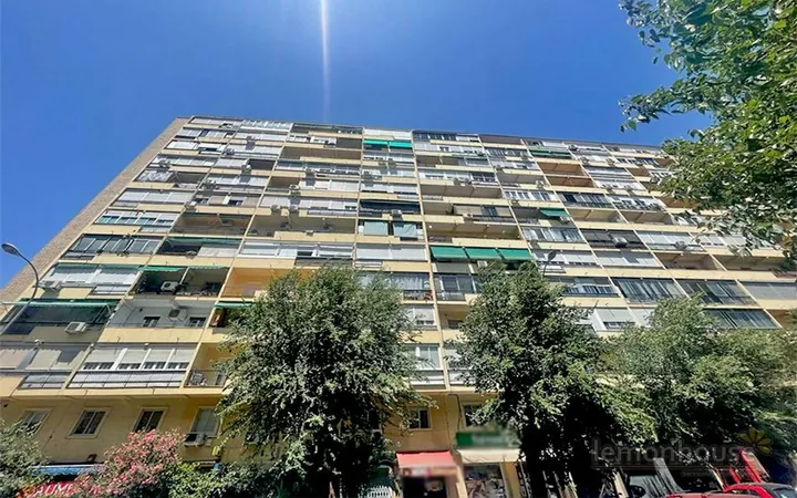 Piso en Calle de la Virgen del Coro - Foto 12