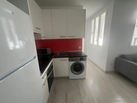 Piso en  Calle de Granada 12 - Foto 3