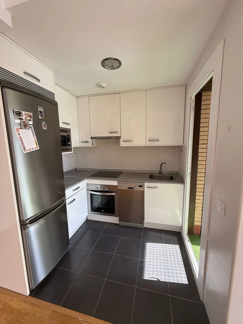 Piso en Barrio Sanchinarro - Foto 8