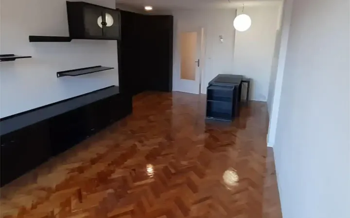 Piso en  Calle Emigrantes 13 - Foto 5