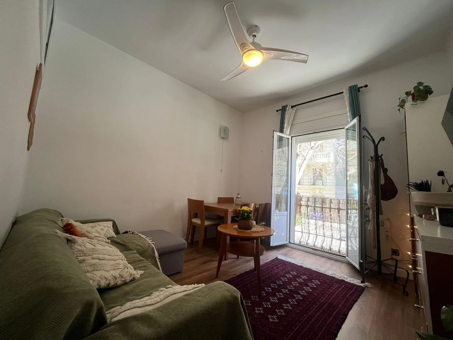 Piso en calle de Rocafort, 139 - Foto 12