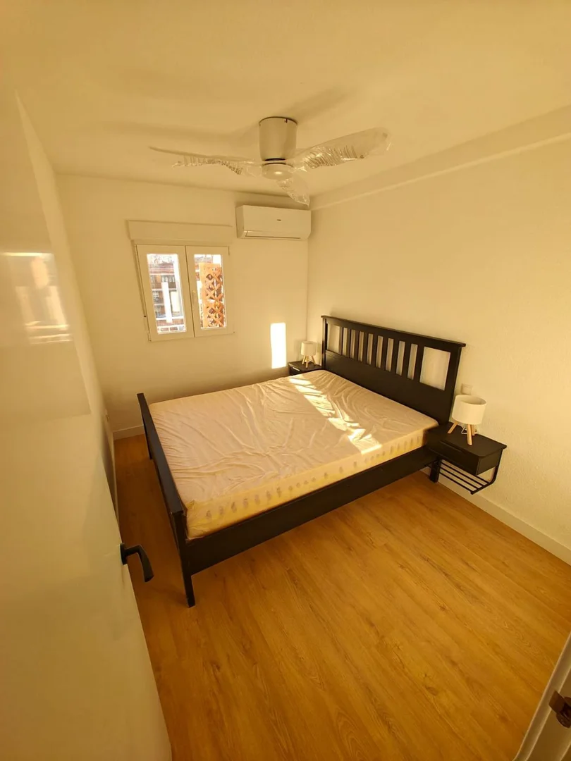 Piso en calle del Lago Constanza, 64 - Foto 13