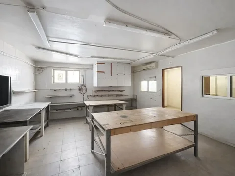 Local comercial en  Calle Mamerto López 10 - Foto 22