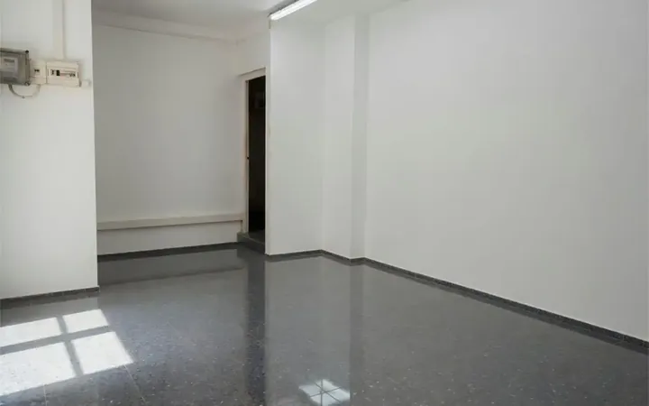 Local comercial en  Carrer de Sant Elm 41 - Foto 3