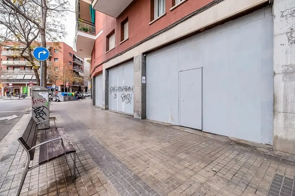 Local comercial en  Carrer de la Riera Blanca 29 - Foto 19