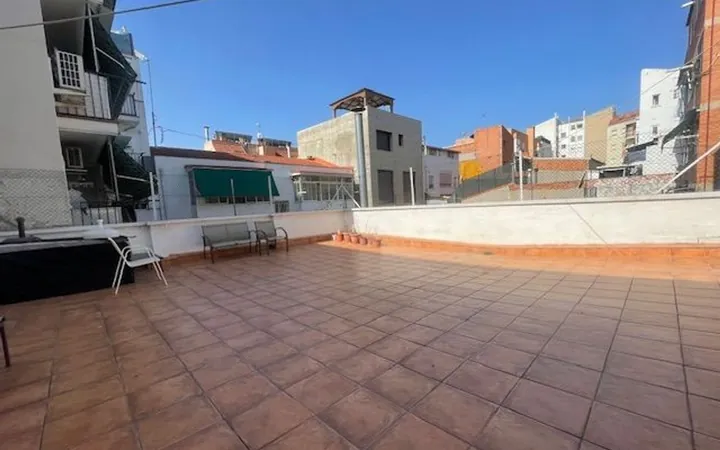 Edificio de uso mixto en Calle Fornillos - Foto 24
