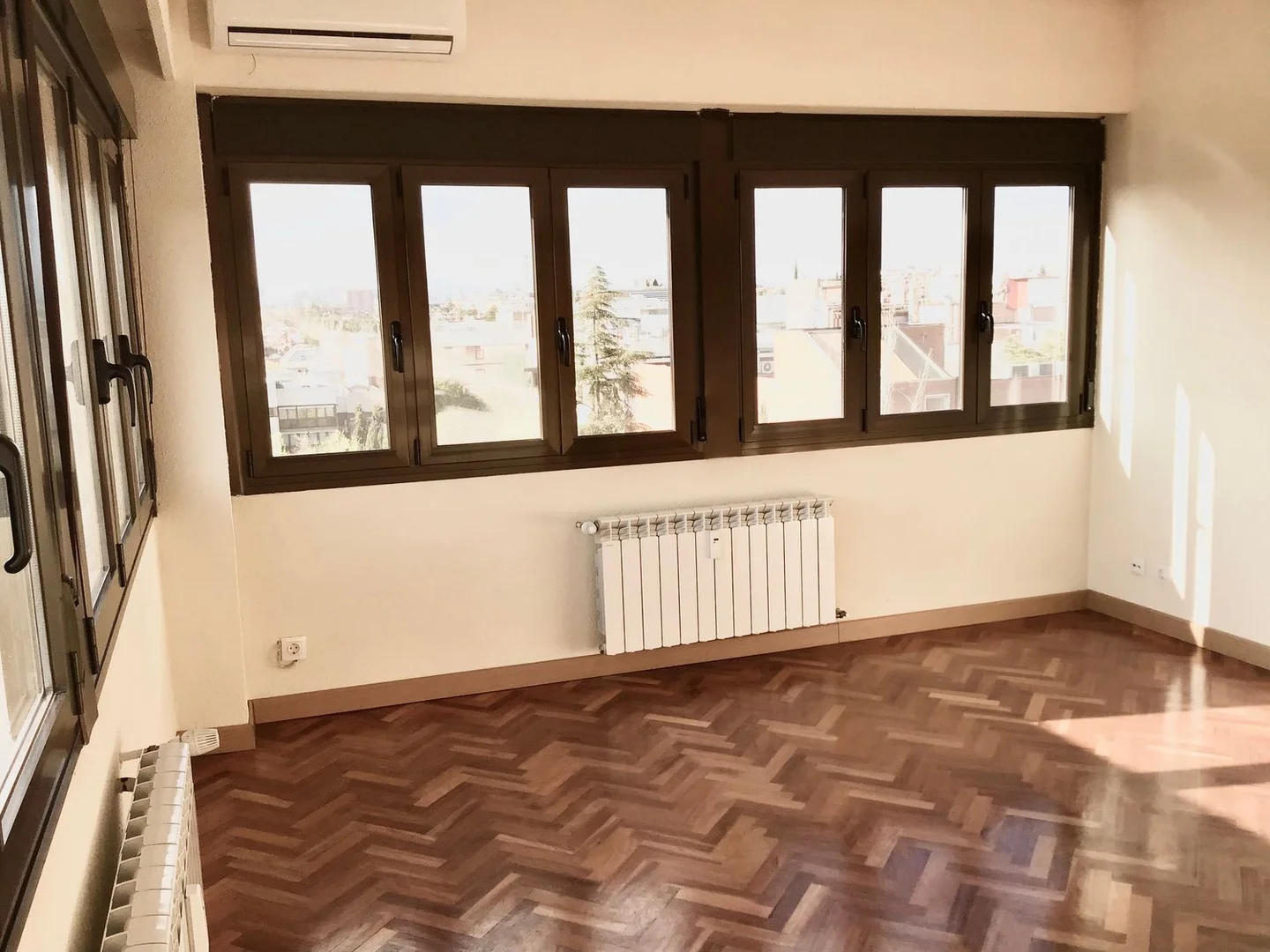 Piso en calle de Arturo Soria, 99 - Foto 3