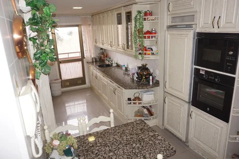 Piso en  Calle de Alfredo Marqueríe 20 - Foto 4