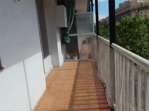 Piso en  Gran Via de les Corts Catalanes 253 - Foto 2