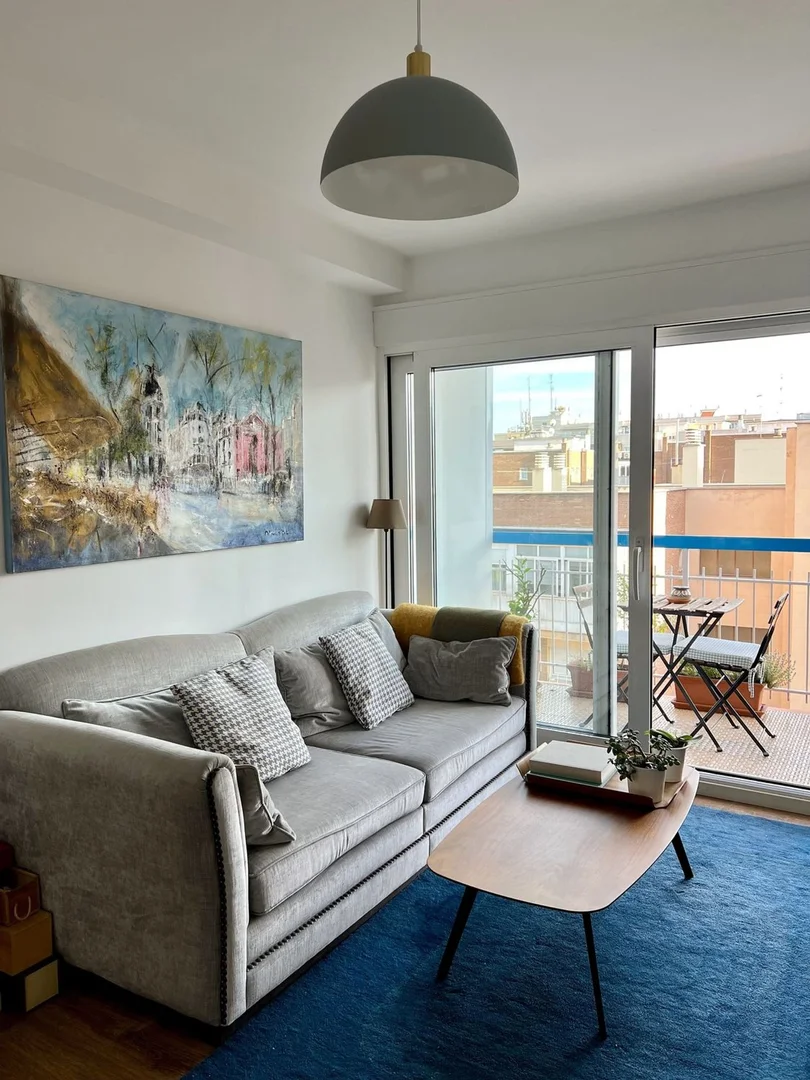 Piso en calle de Costa Rica, 32