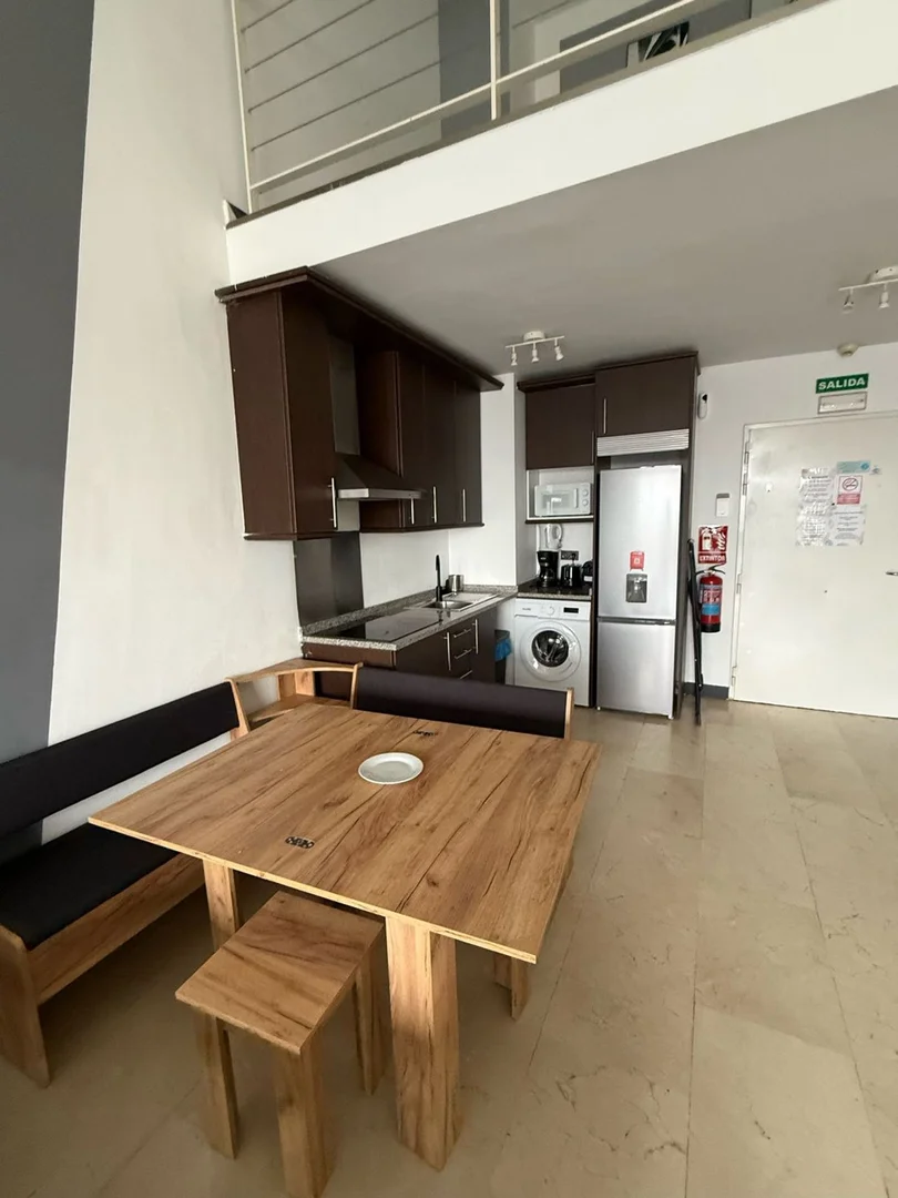 Piso en calle Laguna del Marquesado, 11 - Foto 1