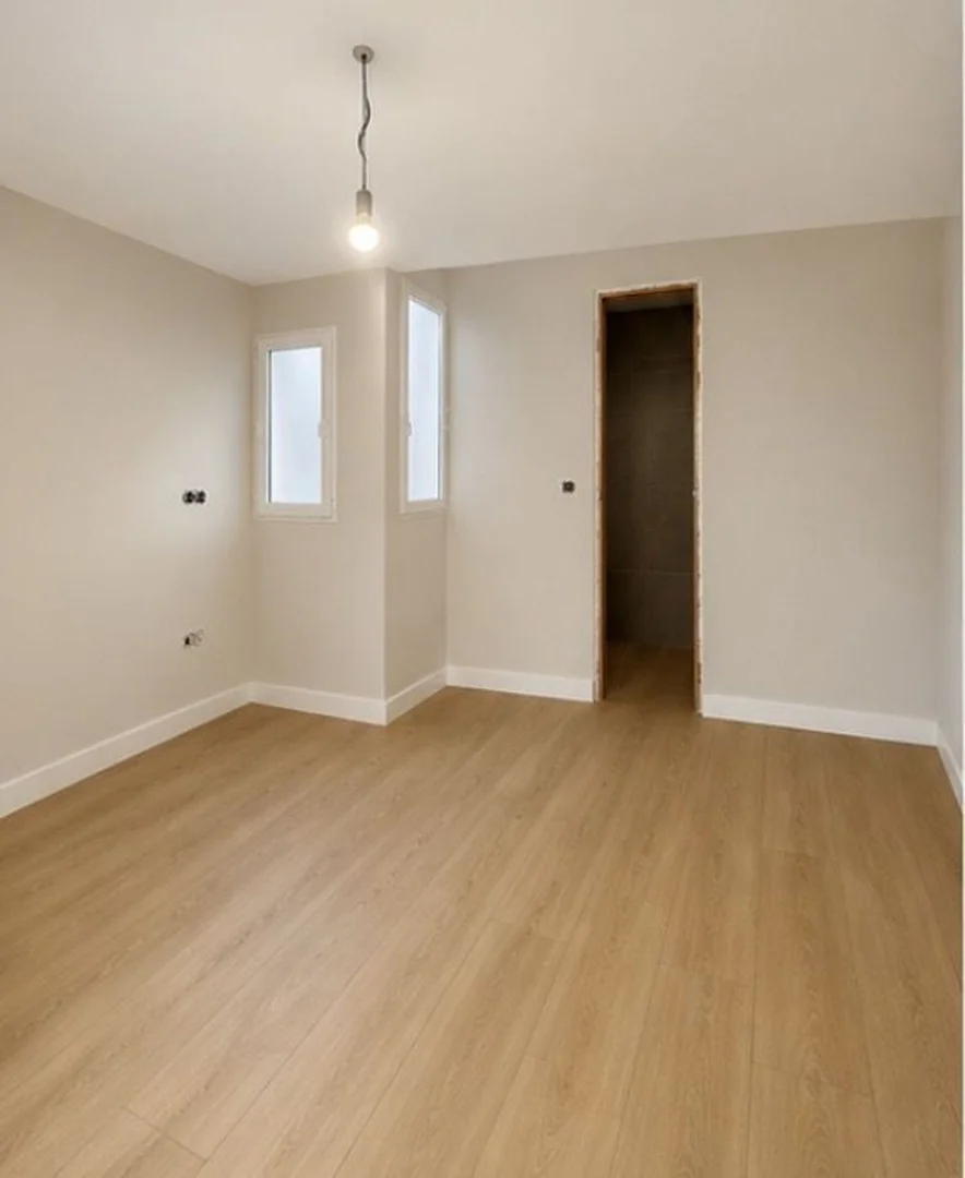Chalet adosado en Calle de Vedra, Entrevías - Foto 5