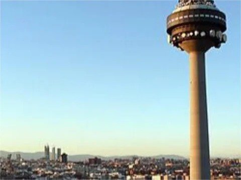 Piso en  Calle de Juan Esplandiú 5 - Foto 1