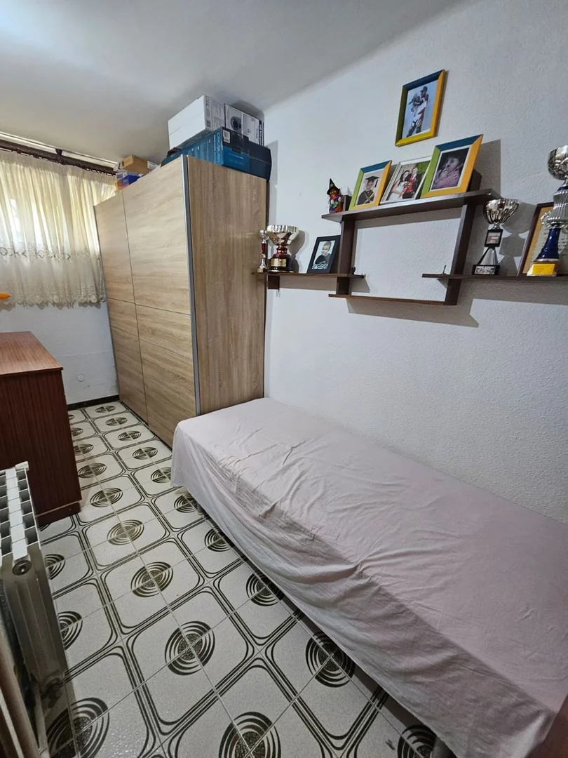 Piso en Calle de Puig i Cadafalch, 20, Sant Genís Dels Agudells - Montbau - Foto 5