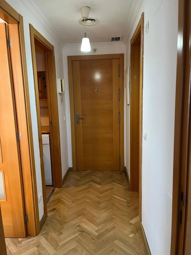 Piso en calle Lenguas, 22 - Foto 2