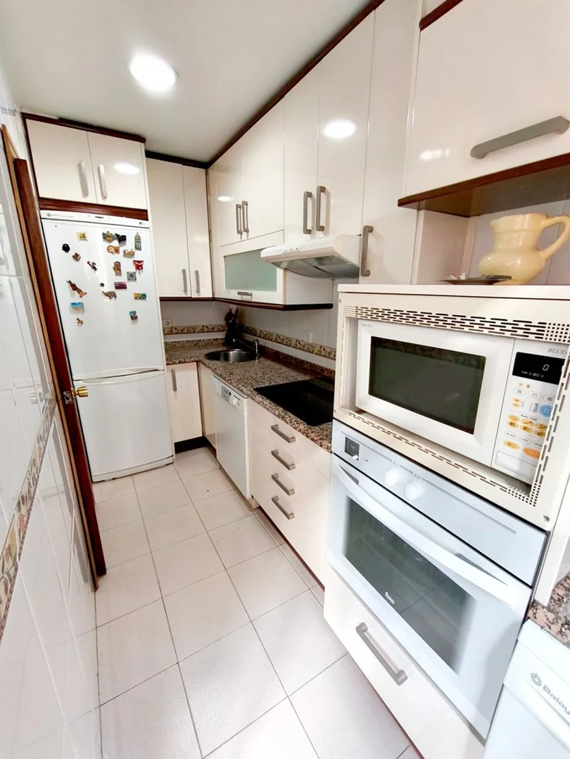 Piso en Calle de Eugenia de Montijo, 74 - Foto 11