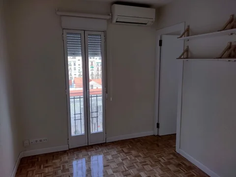 Piso en Calle de Galileo, 70 - Foto 6