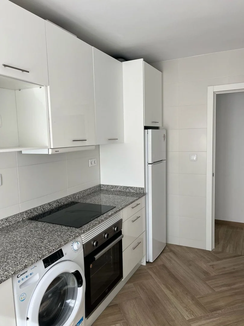 Piso en calle Floranes, 20 - Foto 4