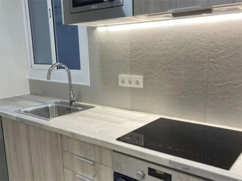 Piso en  Carrer de la Mare de Déu de Port 281 - Foto 2