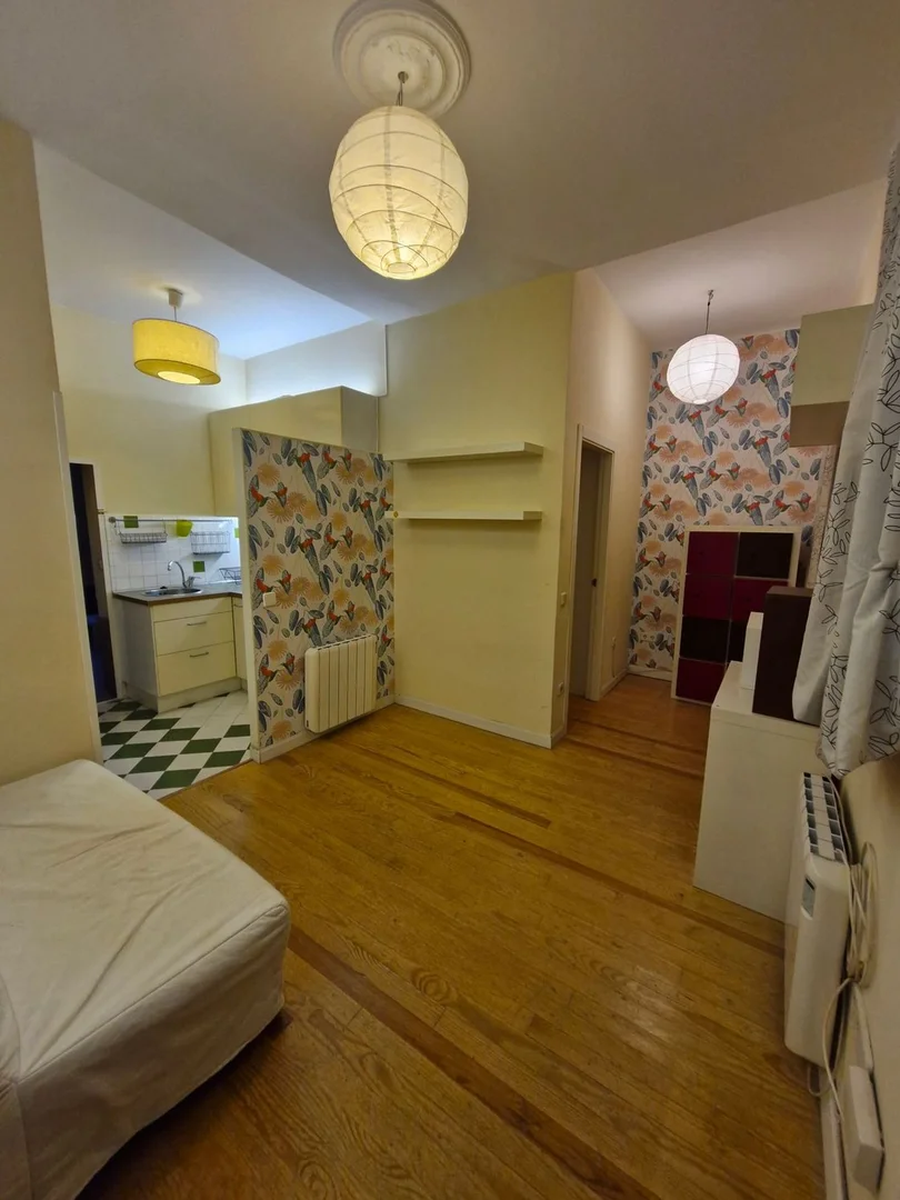 Piso en calle de Sandoval, 13 - Foto 1