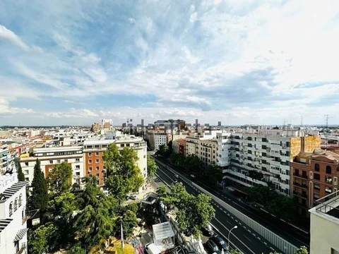 Piso en avenida de América, 2 - Foto 1