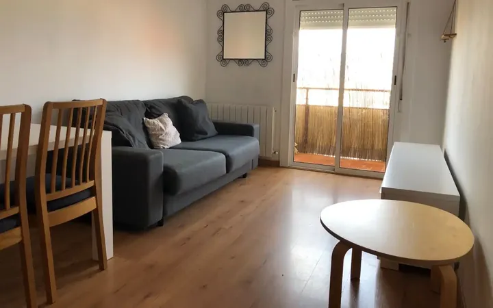 Piso en  Carrer de Cantàbria 51 - Foto 2
