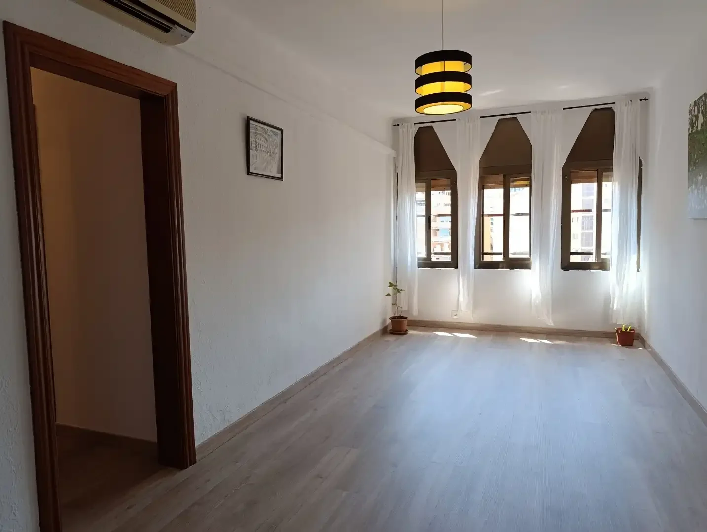 Piso en  Carrer de la Mare de Déu de Port 61 - Foto 8