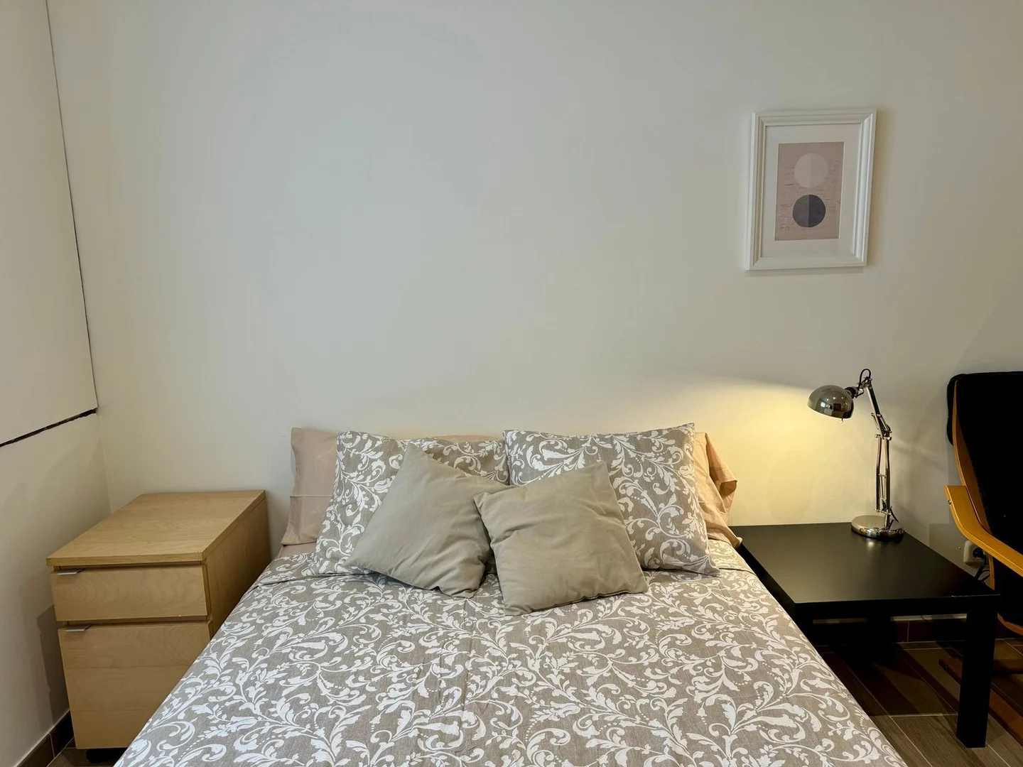 Estudio en calle de Cardenal Mendoza, 27 - Foto 2