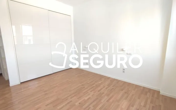 Piso en Calle Isla Graciosa, Tres Olivos - Valverde - Foto 16