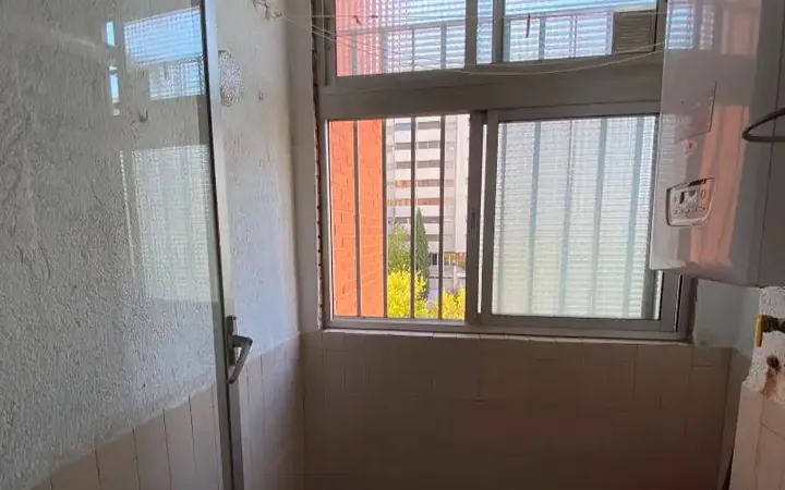 Piso en  Calle de Fermín Caballero 36 - Foto 11