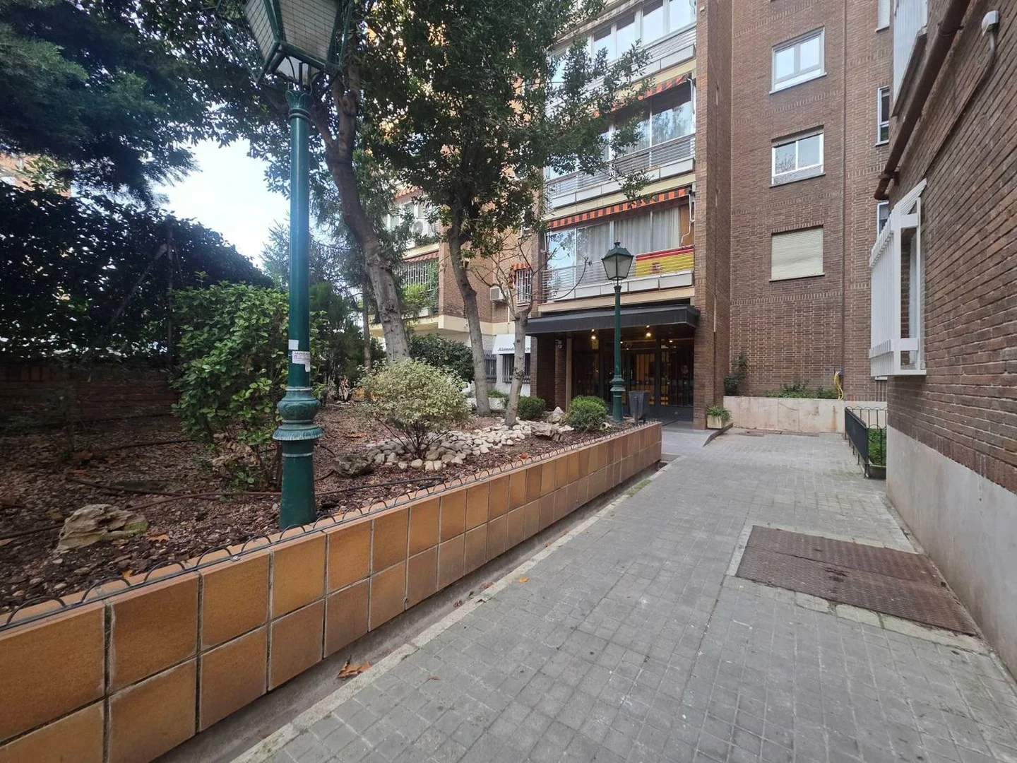 Piso en paseo de la Alameda de Osuna, 74