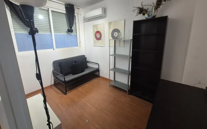 Estudio en Calle del Teniente Compaired - Foto 2