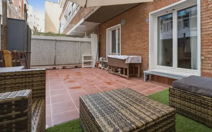 Piso en  Calle de Tarragona 6 - Foto 2