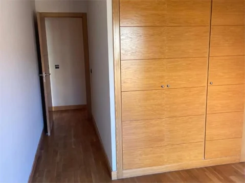 Piso en  Calle de Portomarín 11 - Foto 10