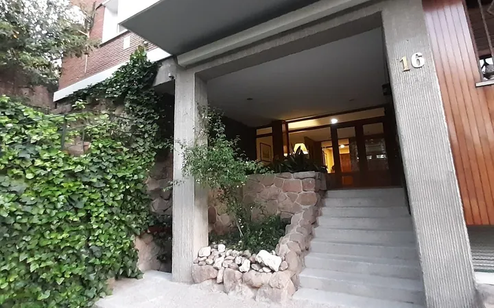 Estudio en Calle Velayos, 16, Ciudad Universitaria - Foto 1