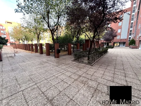Piso en Bulevar de Indalecio Prieto - Foto 28
