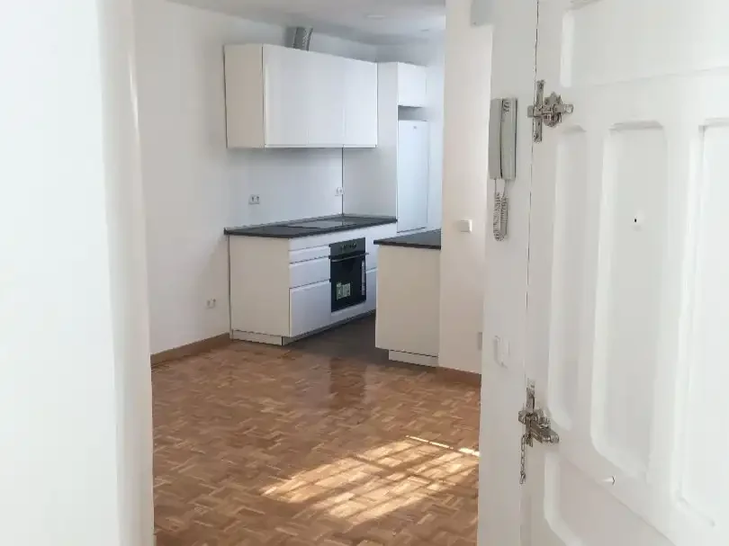 Piso en  Calle de Martín Martínez 6 - Foto 4