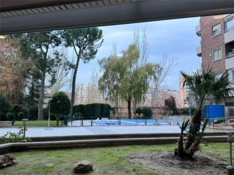 Piso en  Calle de Pedro Rico 27 - Foto 48