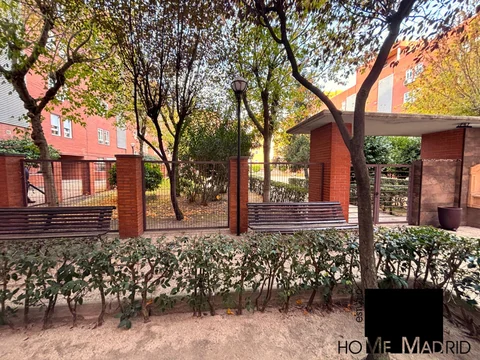 Piso en  Bulevar de Indalecio Prieto - Foto 1