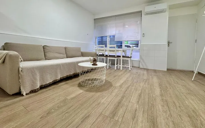 Estudio en Calle de Etruria, Canillejas - Foto 5