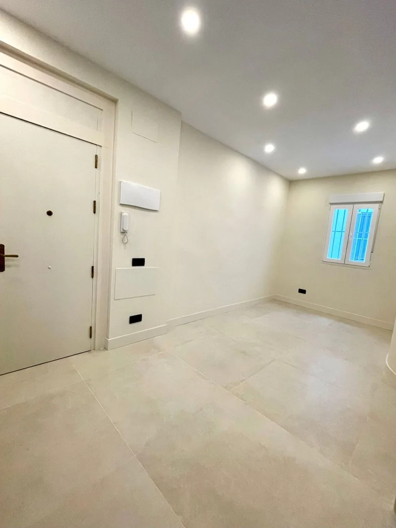 Alquiler de piso en Calle de las Virtudes, 20 - Foto 6