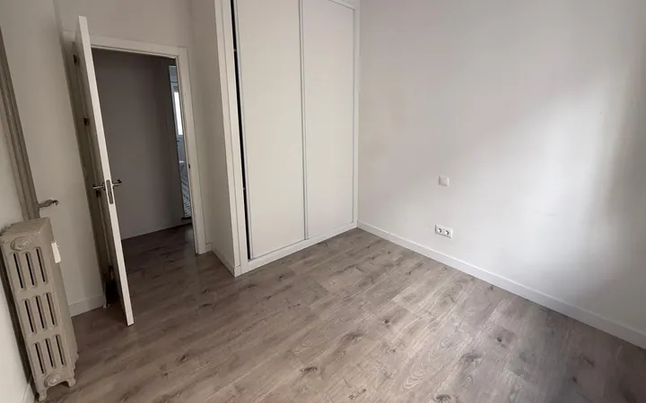 Piso en Calle de Magallanes - Foto 11
