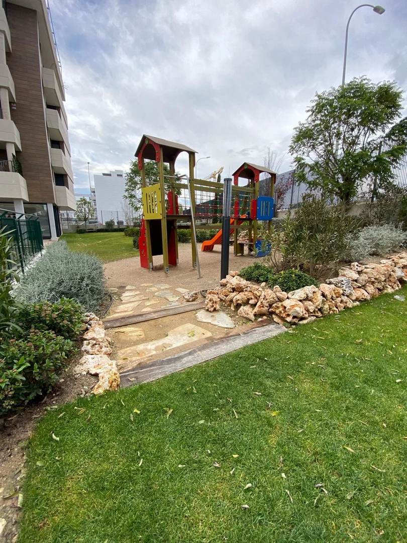 Piso en calle de Federica Montseny, 30 - Foto 4