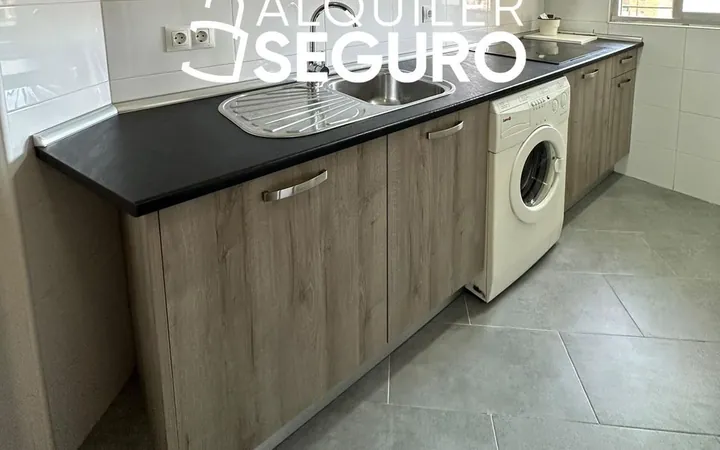 Piso en Calle de San Marcelo, Ventas - Foto 1