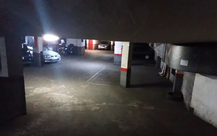 Garaje en  Carrer de Villar 1 - Foto 3